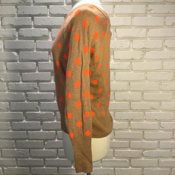 GAP Dotty Crazy Dot Boatneck Sweater Oatmeal Sz medium NWT - Picture 7 of 8